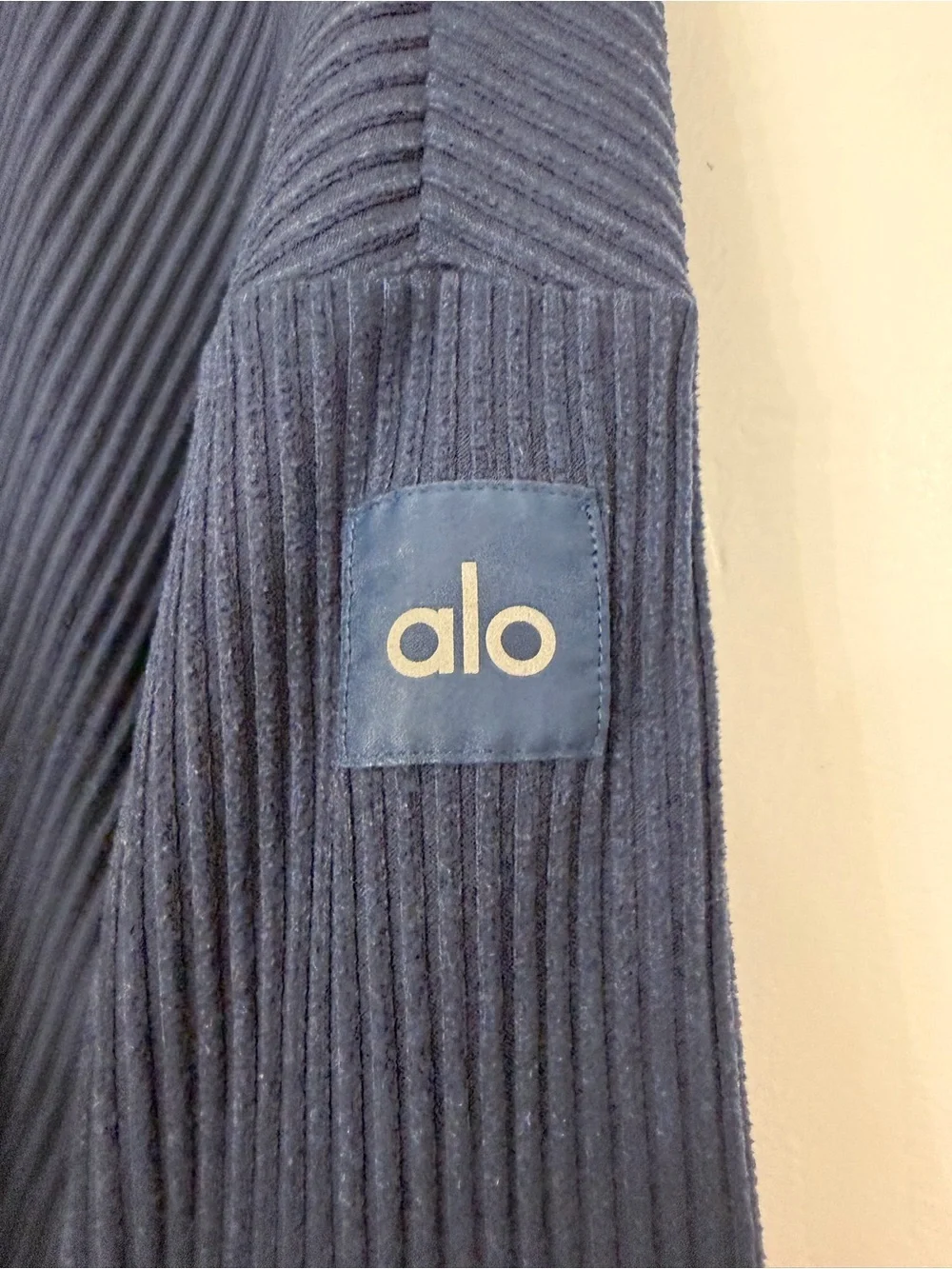 ALO Yoga alo muse